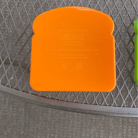 Kid's Water Bottle & Sandwich Holder Bundle (3) - Picture 5 of 16